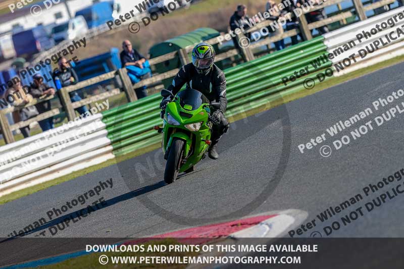 PJM Wedding Photography;enduro digital images;event digital images;eventdigitalimages;mallory park;mallory park photographs;mallory park trackday;mallory park trackday photographs;no limits trackdays;peter wileman photography;racing digital images;trackday digital images;trackday photos